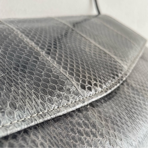 Vintage Minimalist Grey Snakeskin Purse Bag Crossbody Shoulder - Picture 6 of 9